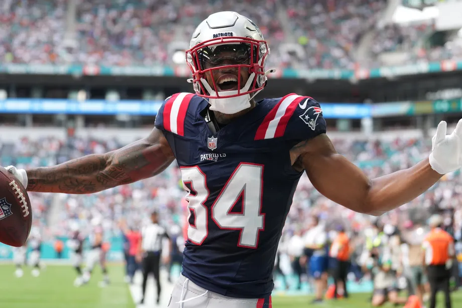 Kendrick Bourne indicates desire to re-sign with the Patriots…