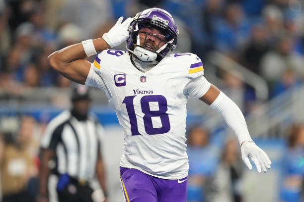 Minnesota Vikings plan to extend a long-term contract with the NFL’s top non-quarterback superstar…