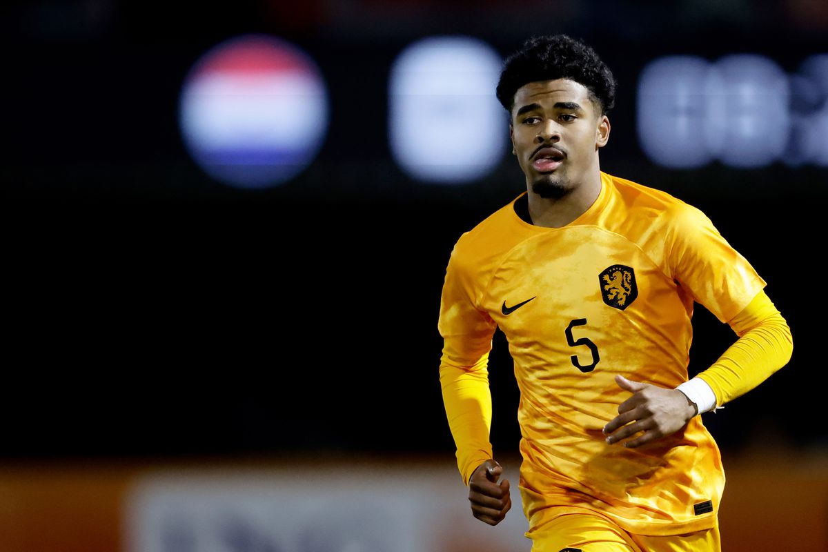 Maatsen Makes Move to Midlands! Aston Villa Secure Dutch Defender