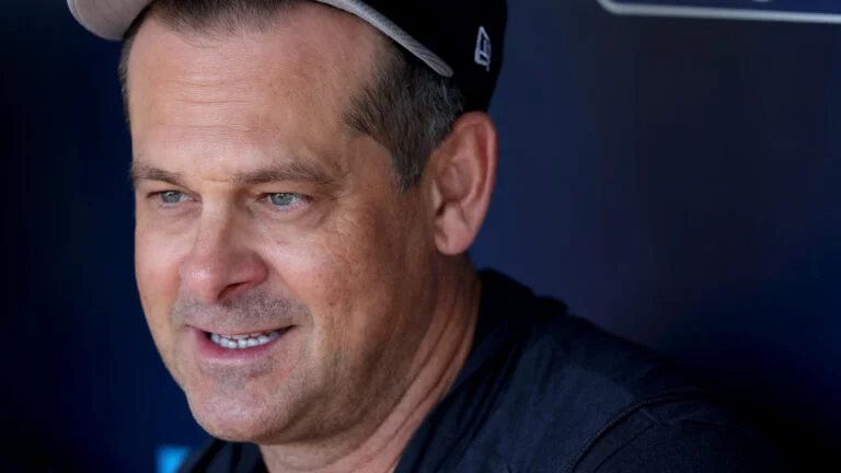 Aaron Boone talked about how the Yankees responded to the Red Sox breaking the stolen base record.